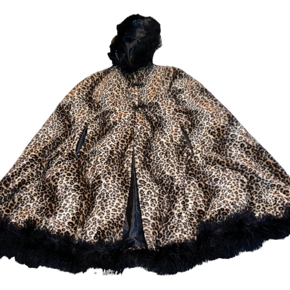 Girls Animal Print Cape Boa Trim Hooded Handmade Size 14 Read Measurements - Picture 1 of 8